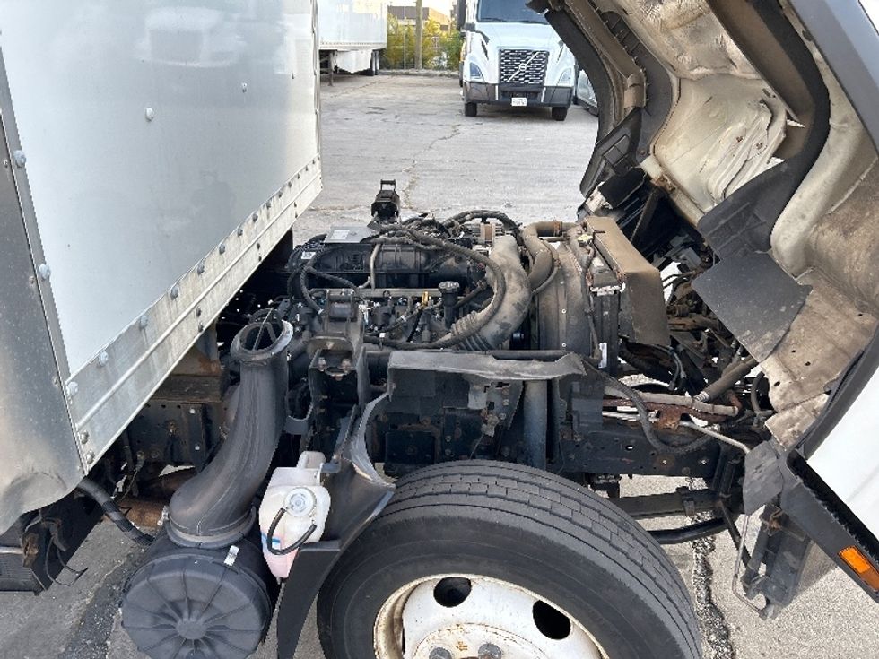 Light Duty Box Truck-Light and Medium Duty Trucks-Isuzu-2020-NPR EFI-Saint Petersburg-FL-92,642\n\t\tmiles-$ 39,500 - Image 23