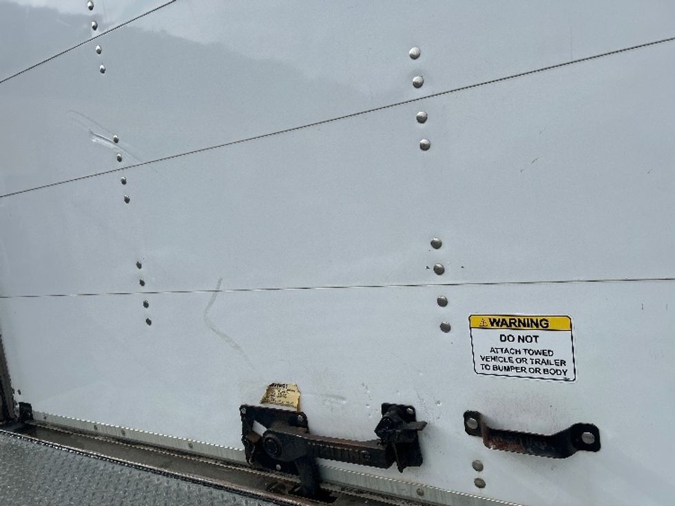 Light Duty Box Truck-Light and Medium Duty Trucks-Isuzu-2020-NPR EFI-Springfield-MO-63,329\n\t\tmiles-$ 11,000 - Image 26