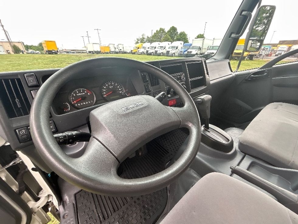 Light Duty Box Truck-Light and Medium Duty Trucks-Isuzu-2020-NPR EFI-Springfield-MO-75,316\n\t\tmiles-$ 41,500 - Image 17