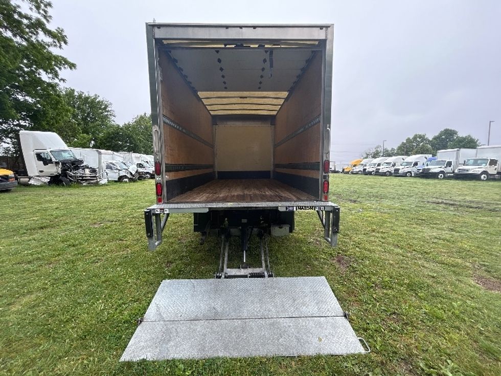 Light Duty Box Truck-Light and Medium Duty Trucks-Isuzu-2020-NPR EFI-Springfield-MO-75,316\n\t\tmiles-$ 41,500 - Image 9