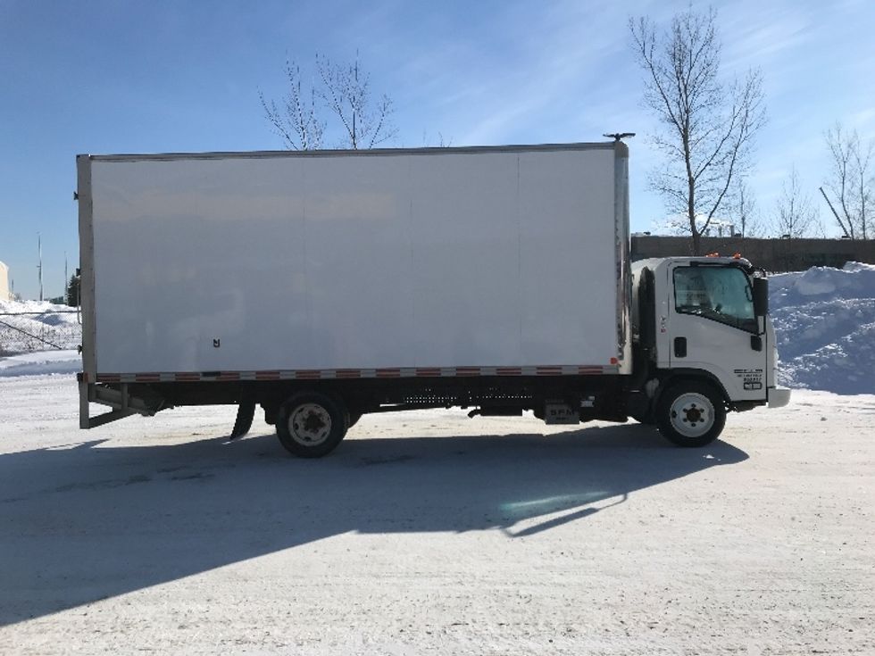 Light Duty Box Truck-Light and Medium Duty Trucks-Isuzu-2020-NPR EFI-Ste-Foy-PQ-211,547\n\t\tkm-$ 39,750 - Image 15