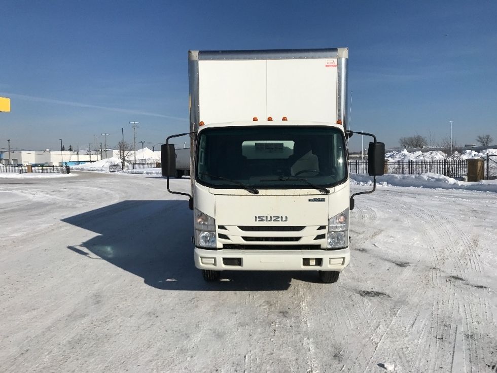Light Duty Box Truck-Light and Medium Duty Trucks-Isuzu-2020-NPR EFI-Ste-Foy-PQ-211,547\n\t\tkm-$ 39,750 - Image 2