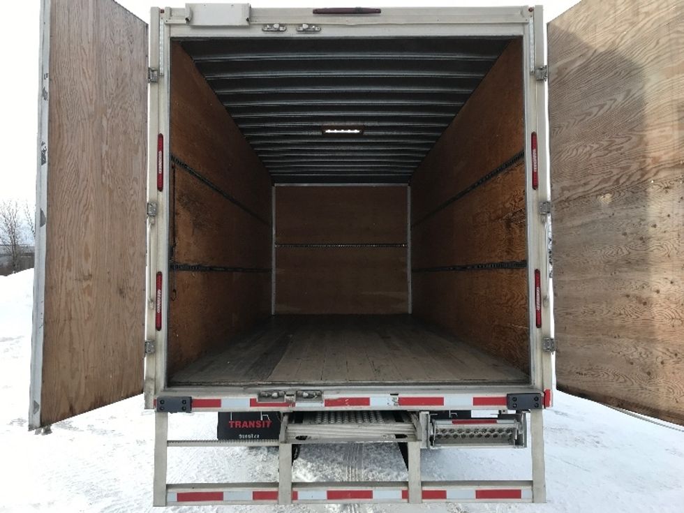 Light Duty Box Truck-Light and Medium Duty Trucks-Isuzu-2020-NPR EFI-Ste-Foy-PQ-241,708\n\t\tkm-$ 35,500 - Image 8