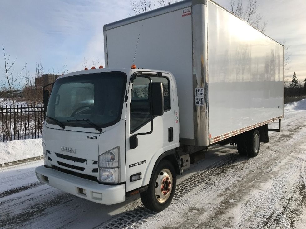 Light Duty Box Truck-Light and Medium Duty Trucks-Isuzu-2020-NPR EFI-Ste-Foy-PQ-250,102\n\t\tkm-$ 34,000 - Image 3