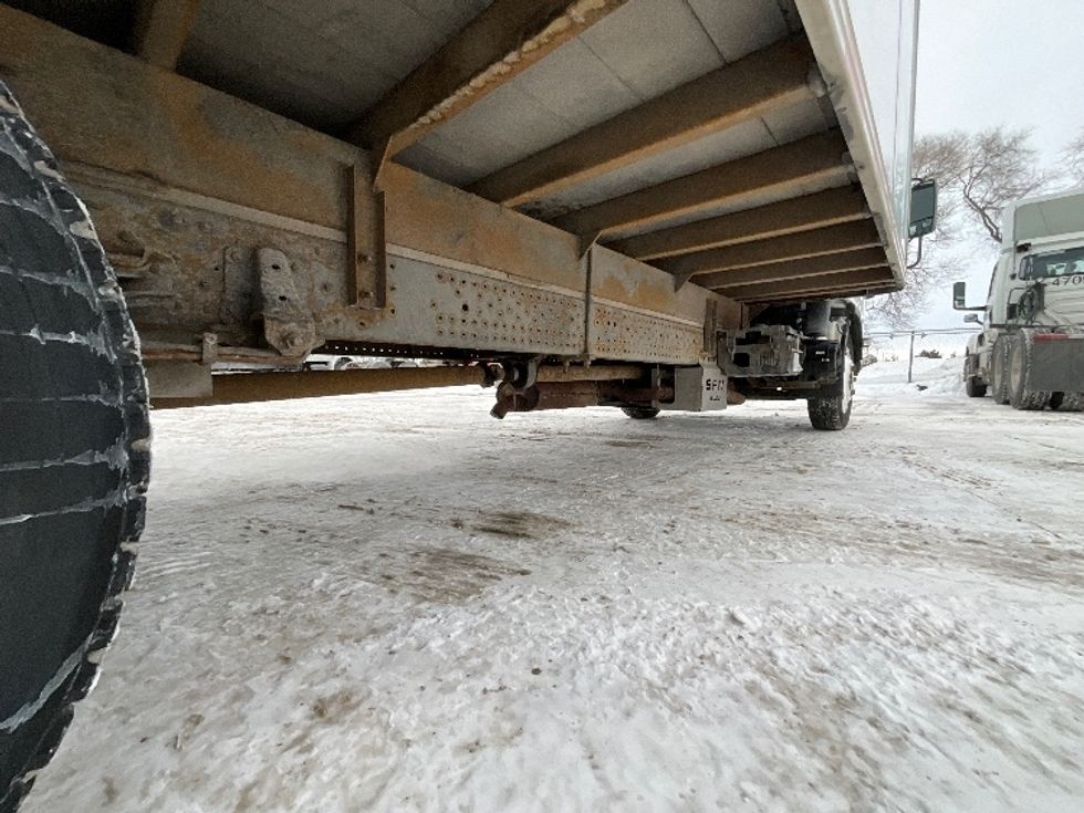 Light Duty Box Truck-Light and Medium Duty Trucks-Isuzu-2020-NPR EFI-Ste-Foy-PQ-280,321\n\t\tkm-$ 28,250 - Image 14