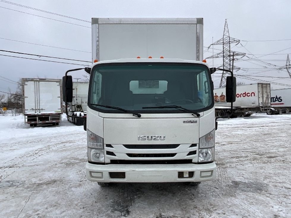Light Duty Box Truck-Light and Medium Duty Trucks-Isuzu-2020-NPR EFI-Ste-Foy-PQ-280,321\n\t\tkm-$ 28,250 - Image 2