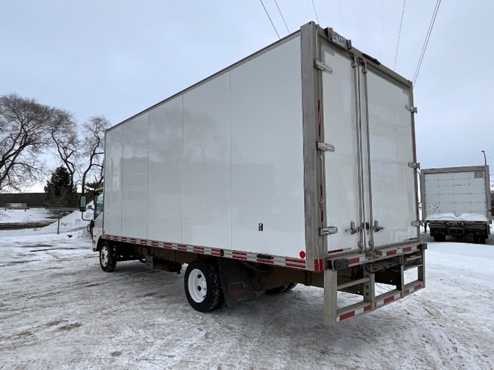 Light Duty Box Truck-Light and Medium Duty Trucks-Isuzu-2020-NPR EFI-Ste-Foy-PQ-280,321\n\t\tkm-$ 28,250 - Image 6