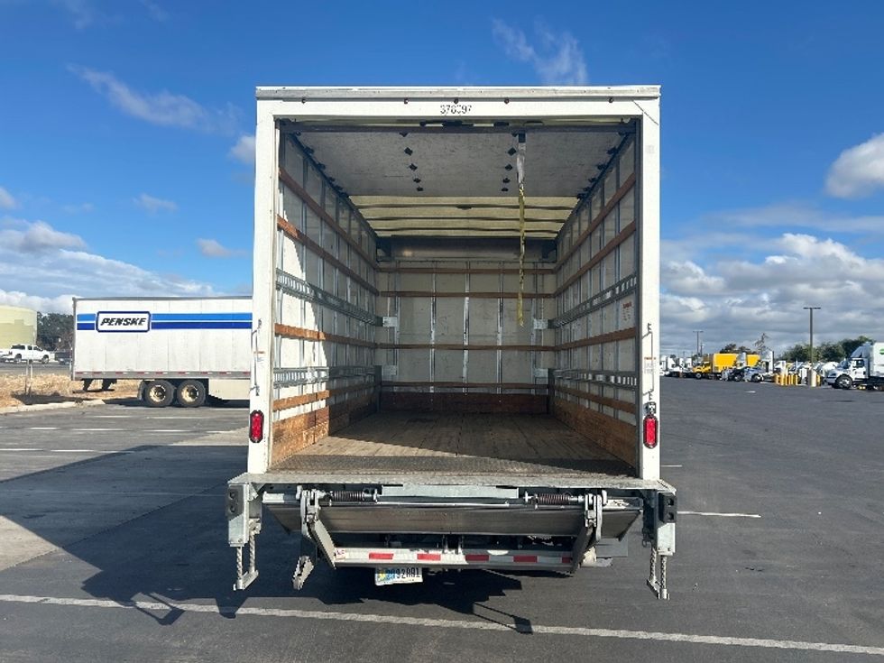 Light Duty Box Truck-Light and Medium Duty Trucks-Isuzu-2020-NPR EFI-Stockton-CA-96,126\n\t\tmiles-$ 41,750 - Image 8