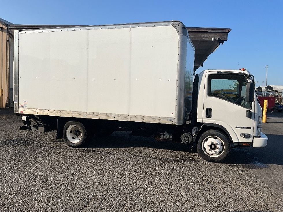 Light Duty Box Truck-Light and Medium Duty Trucks-Isuzu-2020-NPR EFI-Tacoma-WA-80,847\n\t\tmiles-$ 43,250 - Image 15