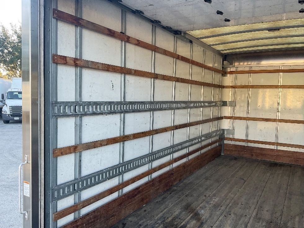 Light Duty Box Truck-Light and Medium Duty Trucks-Isuzu-2020-NPR EFI-Tampa-FL-96,338\n\t\tmiles-$ 38,250 - Image 11