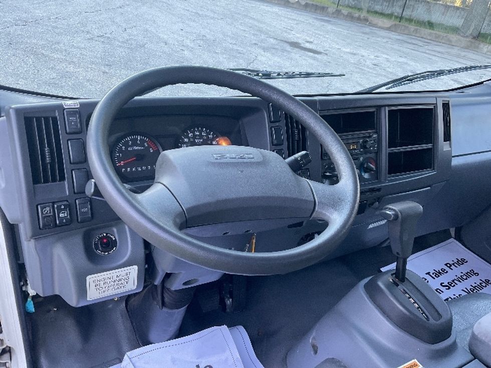 Light Duty Box Truck-Light and Medium Duty Trucks-Isuzu-2020-NPR EFI-Tampa-FL-96,338\n\t\tmiles-$ 38,250 - Image 17