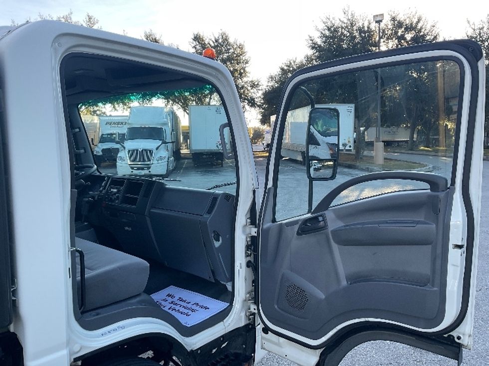 Light Duty Box Truck-Light and Medium Duty Trucks-Isuzu-2020-NPR EFI-Tampa-FL-96,338\n\t\tmiles-$ 38,250 - Image 20