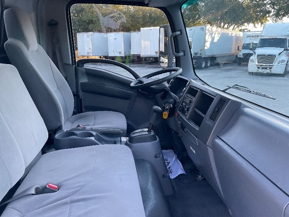 Light Duty Box Truck-Light and Medium Duty Trucks-Isuzu-2020-NPR EFI-Tampa-FL-96,338\n\t\tmiles-$ 38,250 - Image 22