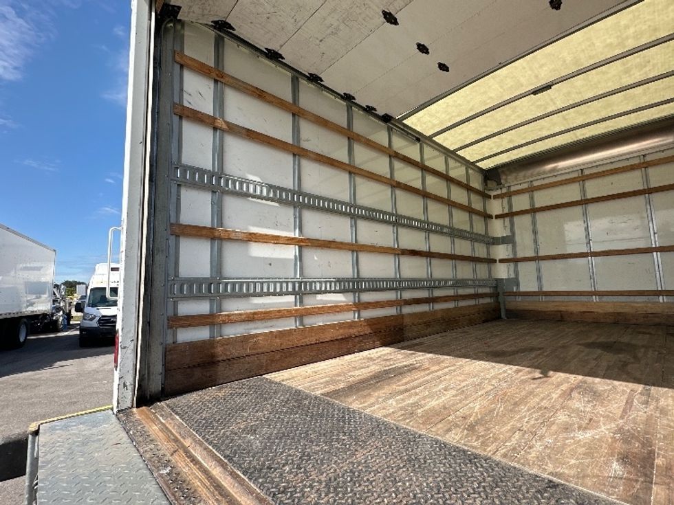 Light Duty Box Truck-Light and Medium Duty Trucks-Isuzu-2020-NPR EFI-Tampa-FL-98,892\n\t\tmiles-$ 38,000 - Image 11