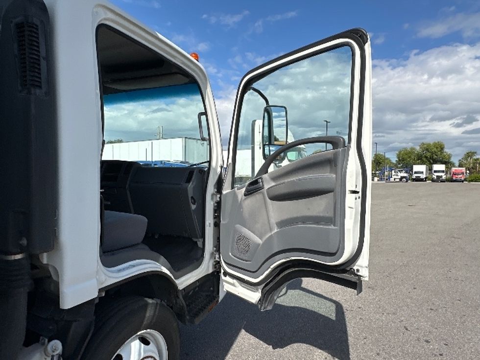 Light Duty Box Truck-Light and Medium Duty Trucks-Isuzu-2020-NPR EFI-Tampa-FL-98,892\n\t\tmiles-$ 38,000 - Image 20