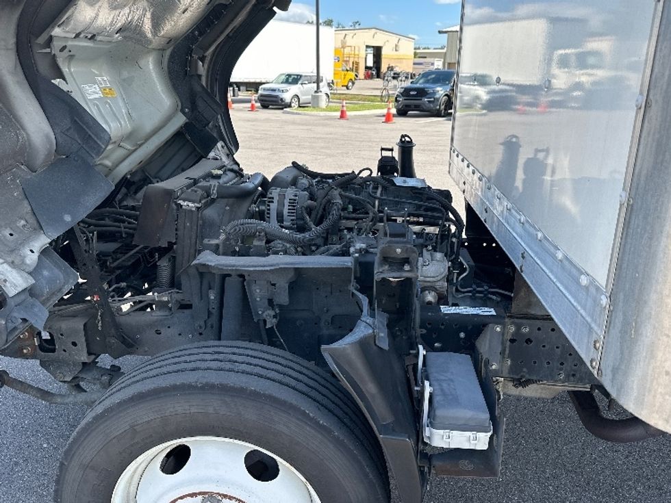 Light Duty Box Truck-Light and Medium Duty Trucks-Isuzu-2020-NPR EFI-Tampa-FL-98,892\n\t\tmiles-$ 38,000 - Image 24