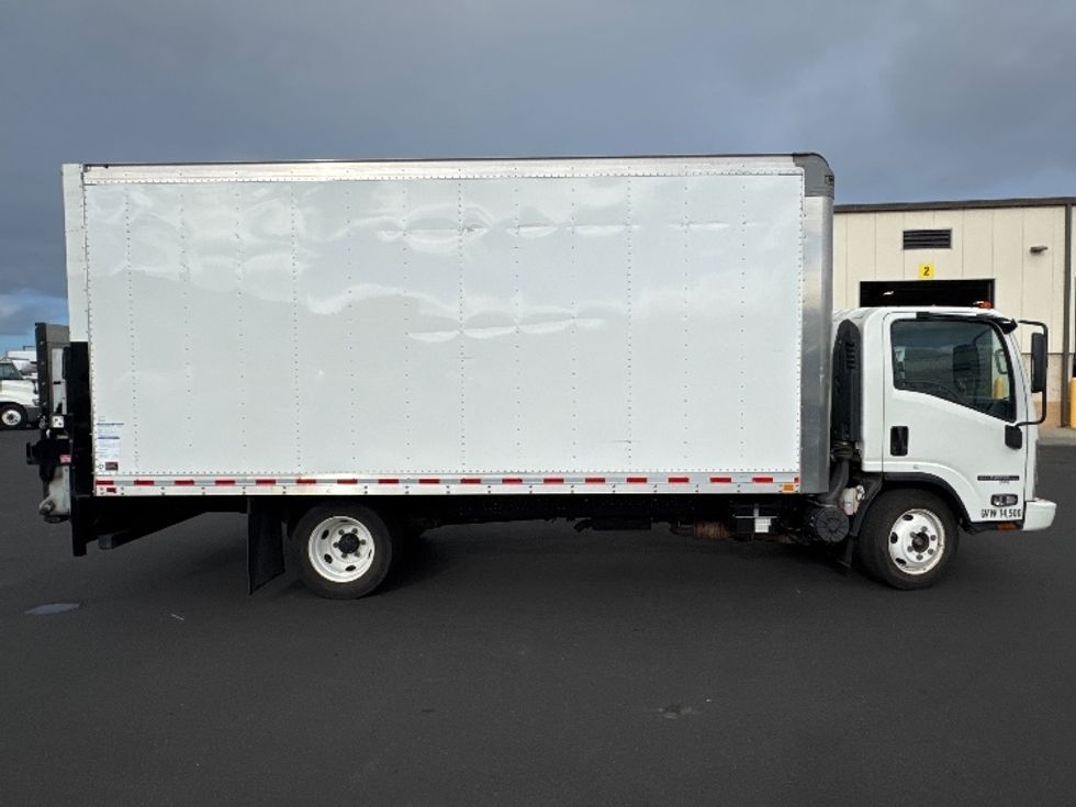 Light Duty Box Truck-Light and Medium Duty Trucks-Isuzu-2020-NPR EFI-Torrance-CA-38,772\n\t\tmiles-$ 46,500 - Image 15