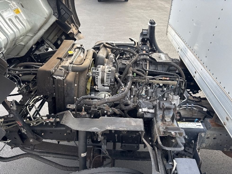 Light Duty Box Truck-Light and Medium Duty Trucks-Isuzu-2020-NPR EFI-Torrance-CA-38,772\n\t\tmiles-$ 46,500 - Image 24