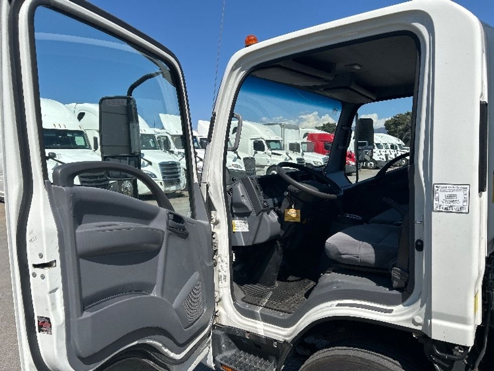 Light Duty Box Truck-Light and Medium Duty Trucks-Isuzu-2020-NPR EFI-Torrance-CA-81,802\n\t\tmiles-$ 43,250 - Image 16