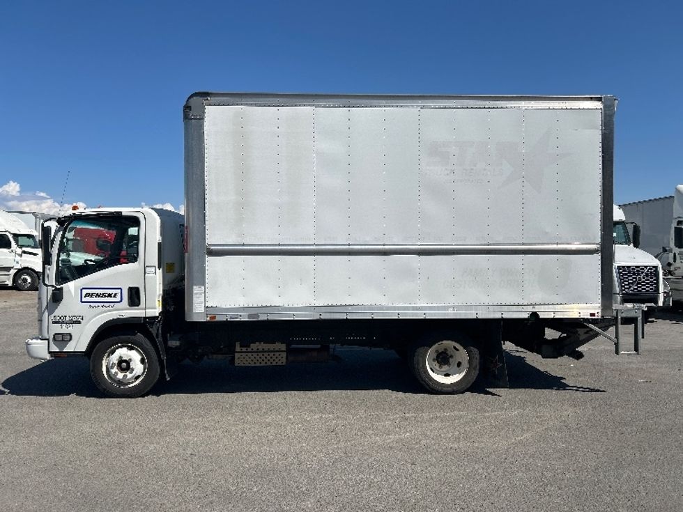 Light Duty Box Truck-Light and Medium Duty Trucks-Isuzu-2020-NPR EFI-Torrance-CA-81,802\n\t\tmiles-$ 43,250 - Image 4
