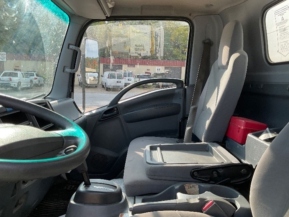 Light Duty Box Truck-Light and Medium Duty Trucks-Isuzu-2020-NPR EFI-Traverse City-MI-106,264\n\t\tmiles-$ 35,250 - Image 19