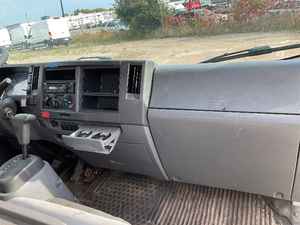 Light Duty Box Truck-Light and Medium Duty Trucks-Isuzu-2020-NPR EFI-Traverse City-MI-106,264\n\t\tmiles-$ 35,250 - Image 21