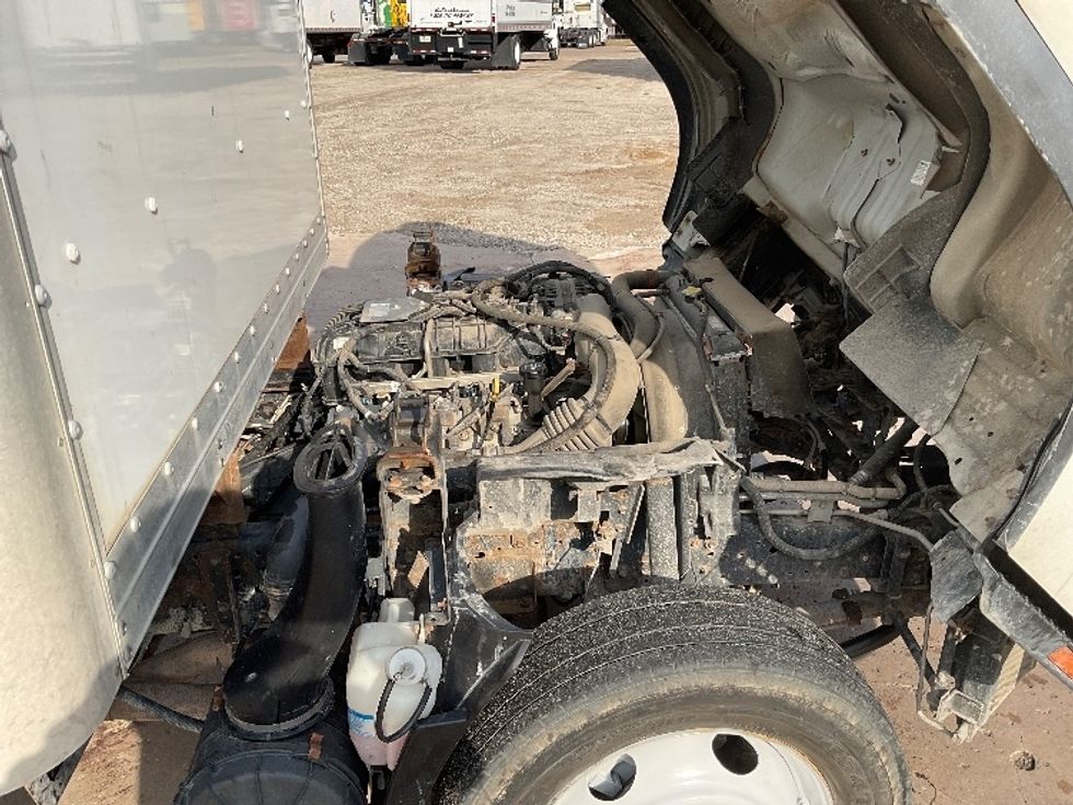 Light Duty Box Truck-Light and Medium Duty Trucks-Isuzu-2020-NPR EFI-Traverse City-MI-106,264\n\t\tmiles-$ 35,250 - Image 24