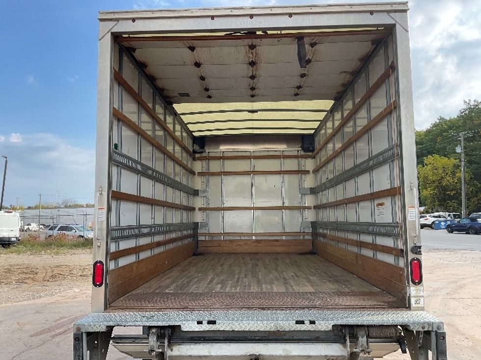 Light Duty Box Truck-Light and Medium Duty Trucks-Isuzu-2020-NPR EFI-Traverse City-MI-106,264\n\t\tmiles-$ 35,250 - Image 8