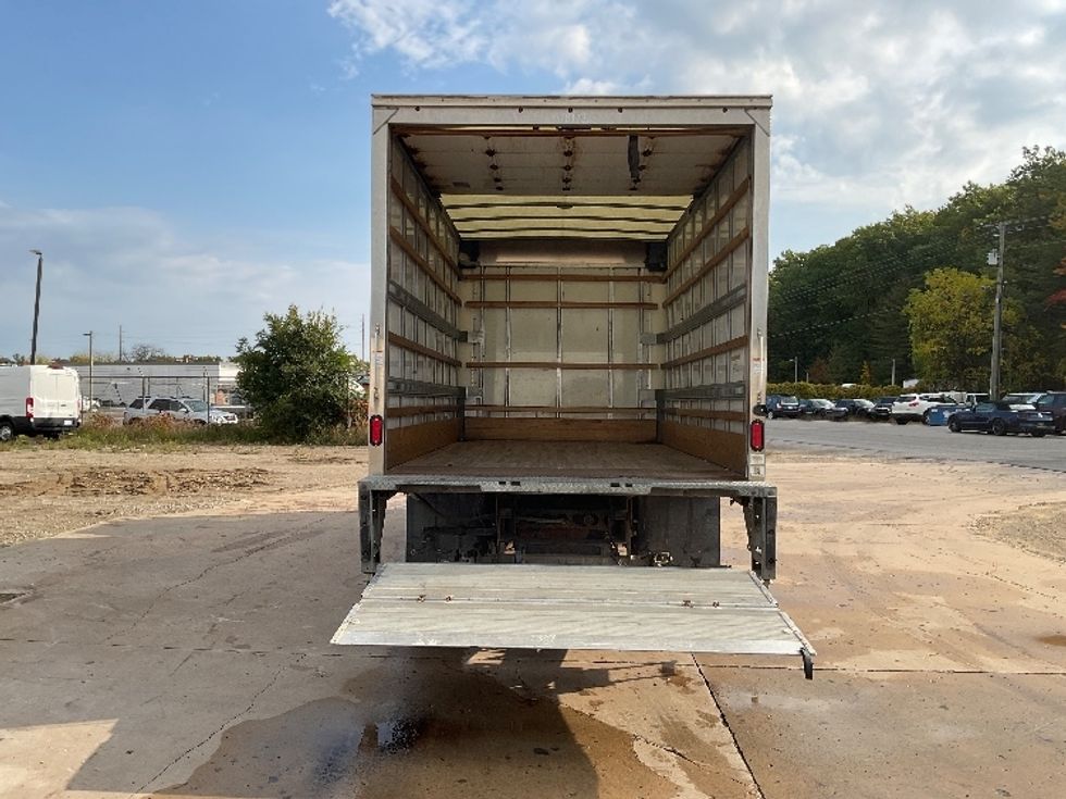 Light Duty Box Truck-Light and Medium Duty Trucks-Isuzu-2020-NPR EFI-Traverse City-MI-106,264\n\t\tmiles-$ 35,250 - Image 9