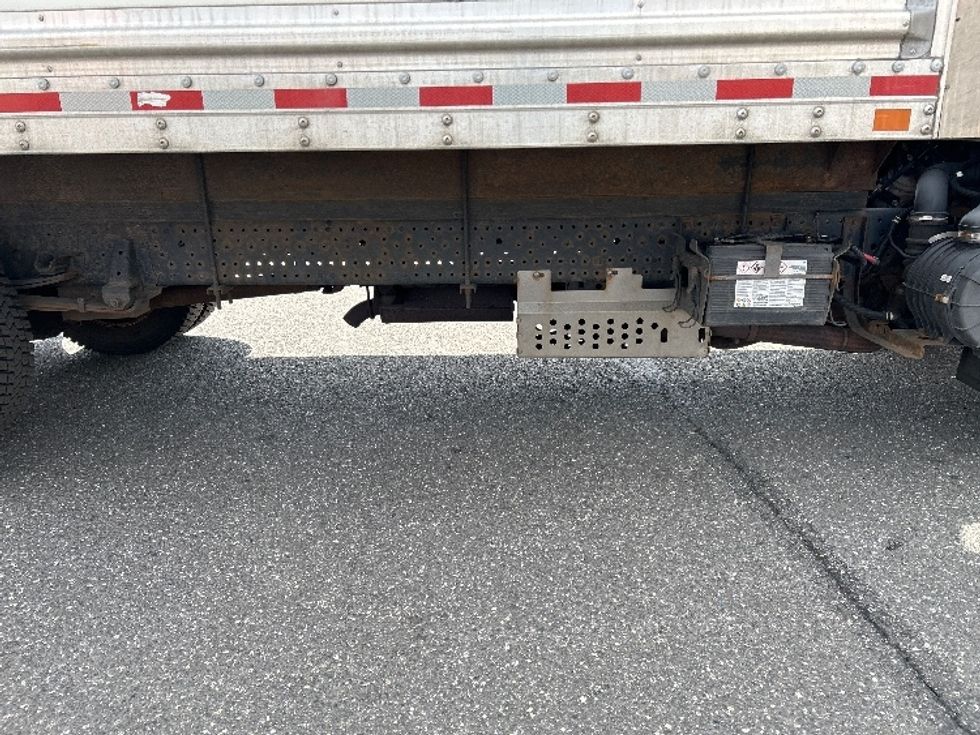 Light Duty Box Truck-Light and Medium Duty Trucks-Isuzu-2020-NPR EFI-West Babylon-NY-101,079\n\t\tmiles-$ 37,000 - Image 13