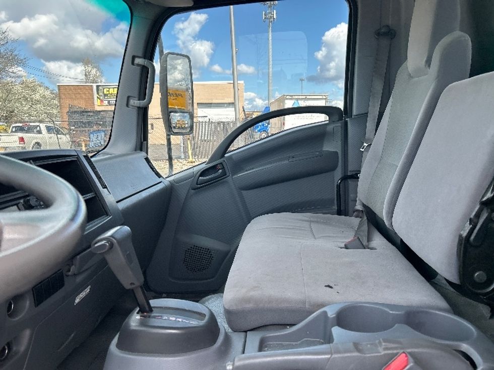 Light Duty Box Truck-Light and Medium Duty Trucks-Isuzu-2020-NPR EFI-West Babylon-NY-101,079\n\t\tmiles-$ 37,000 - Image 18
