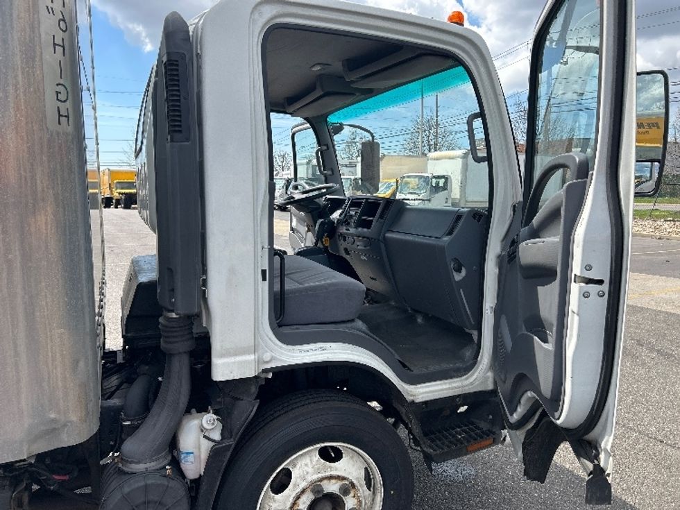 Light Duty Box Truck-Light and Medium Duty Trucks-Isuzu-2020-NPR EFI-West Babylon-NY-101,079\n\t\tmiles-$ 37,000 - Image 19