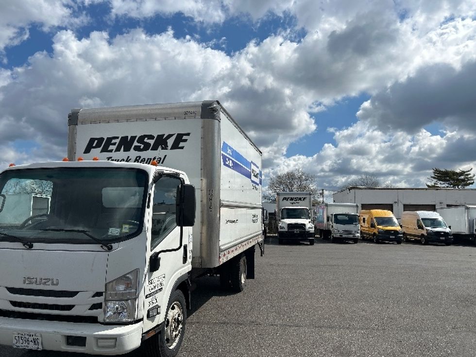 Light Duty Box Truck-Light and Medium Duty Trucks-Isuzu-2020-NPR EFI-West Babylon-NY-101,079\n\t\tmiles-$ 37,000 - Image 3