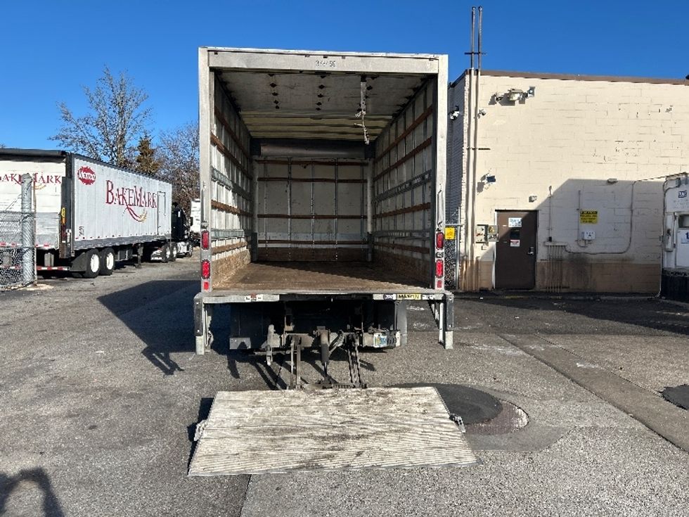 Light Duty Box Truck-Light and Medium Duty Trucks-Isuzu-2020-NPR EFI-West Babylon-NY-83,105\n\t\tmiles-$ 38,000 - Image 9