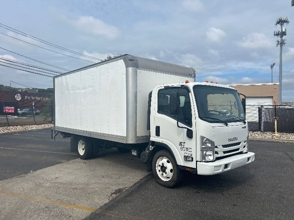 2020 Isuzu NPR EFI Light Duty Box Truck