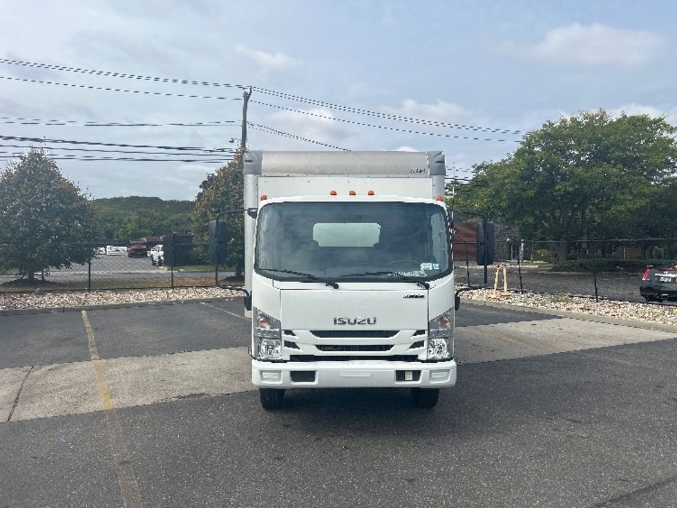 2020 Isuzu NPR EFI Light Duty Box Truck