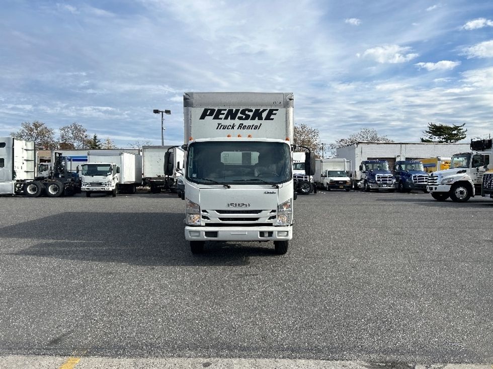 2020 Isuzu NPR photo 2