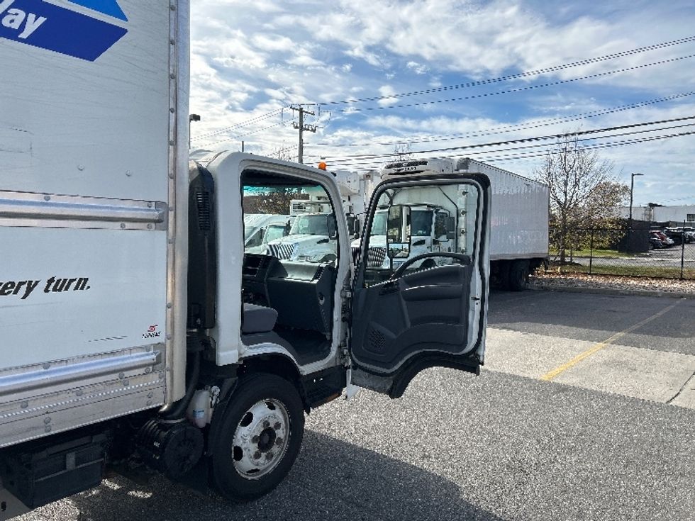 Light Duty Box Truck-Light and Medium Duty Trucks-Isuzu-2020-NPR EFI-West Babylon-NY-91,695\n\t\tmiles-$ 37,000 - Image 20
