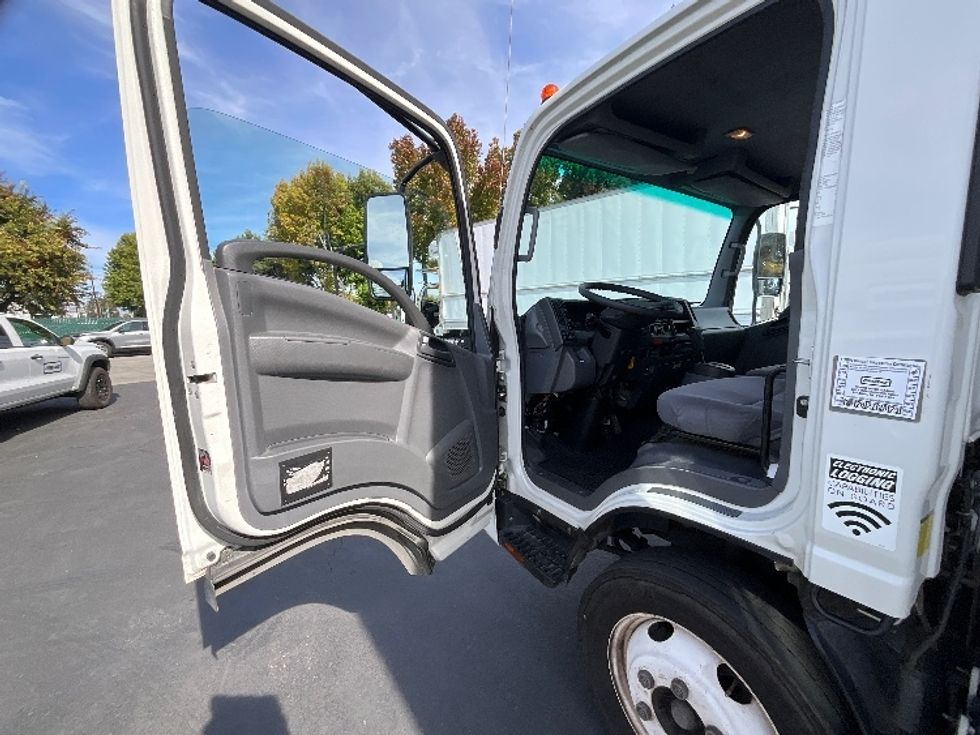 Light Duty Box Truck-Light and Medium Duty Trucks-Isuzu-2020-NPR EFI-West Sacramento-CA-111,403\n\t\tmiles-$ 40,000 - Image 16