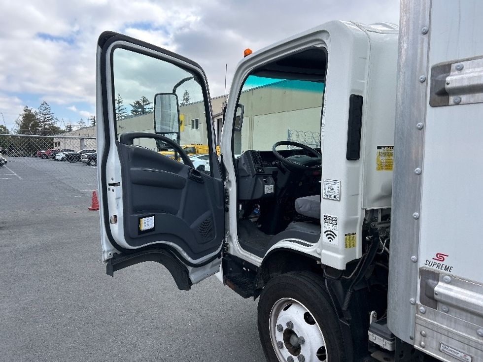 Light Duty Box Truck-Light and Medium Duty Trucks-Isuzu-2020-NPR EFI-West Sacramento-CA-79,794\n\t\tmiles-$ 43,500 - Image 15