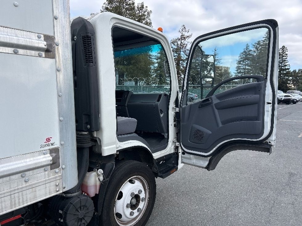 Light Duty Box Truck-Light and Medium Duty Trucks-Isuzu-2020-NPR EFI-West Sacramento-CA-79,794\n\t\tmiles-$ 43,500 - Image 16