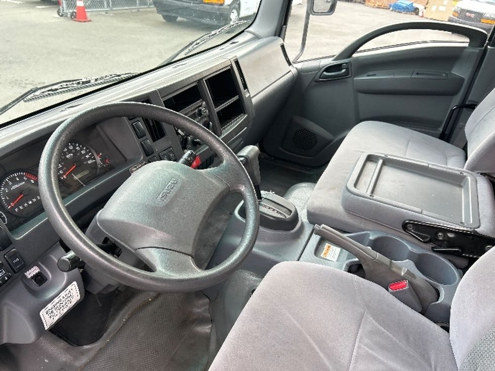 Light Duty Box Truck-Light and Medium Duty Trucks-Isuzu-2020-NPR EFI-West Sacramento-CA-79,794\n\t\tmiles-$ 43,500 - Image 18