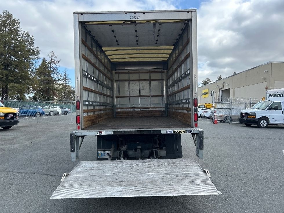 Light Duty Box Truck-Light and Medium Duty Trucks-Isuzu-2020-NPR EFI-West Sacramento-CA-79,794\n\t\tmiles-$ 43,500 - Image 5