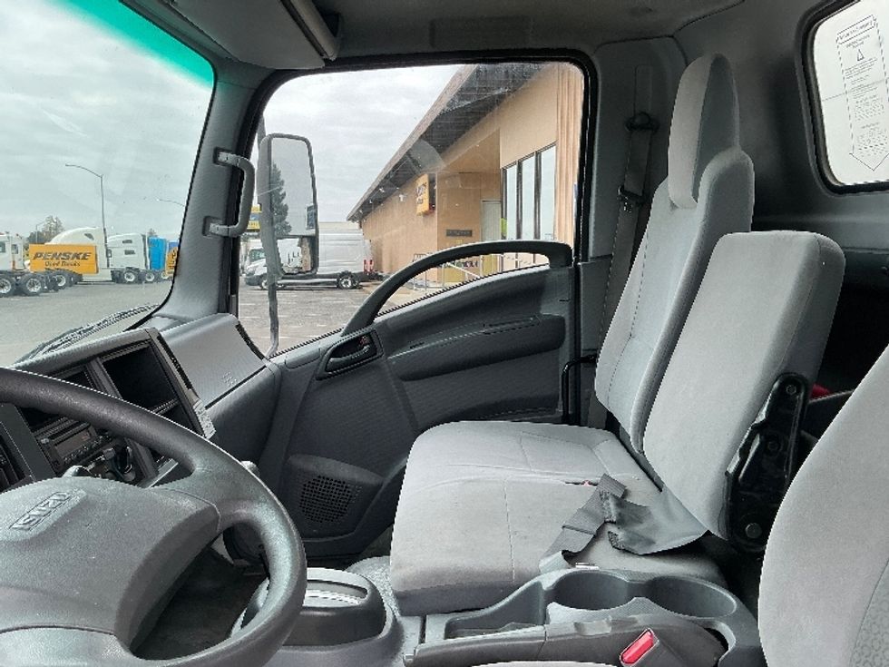 Light Duty Box Truck-Light and Medium Duty Trucks-Isuzu-2020-NPR EFI-West Sacramento-CA-82,393\n\t\tmiles-$ 41,750 - Image 19