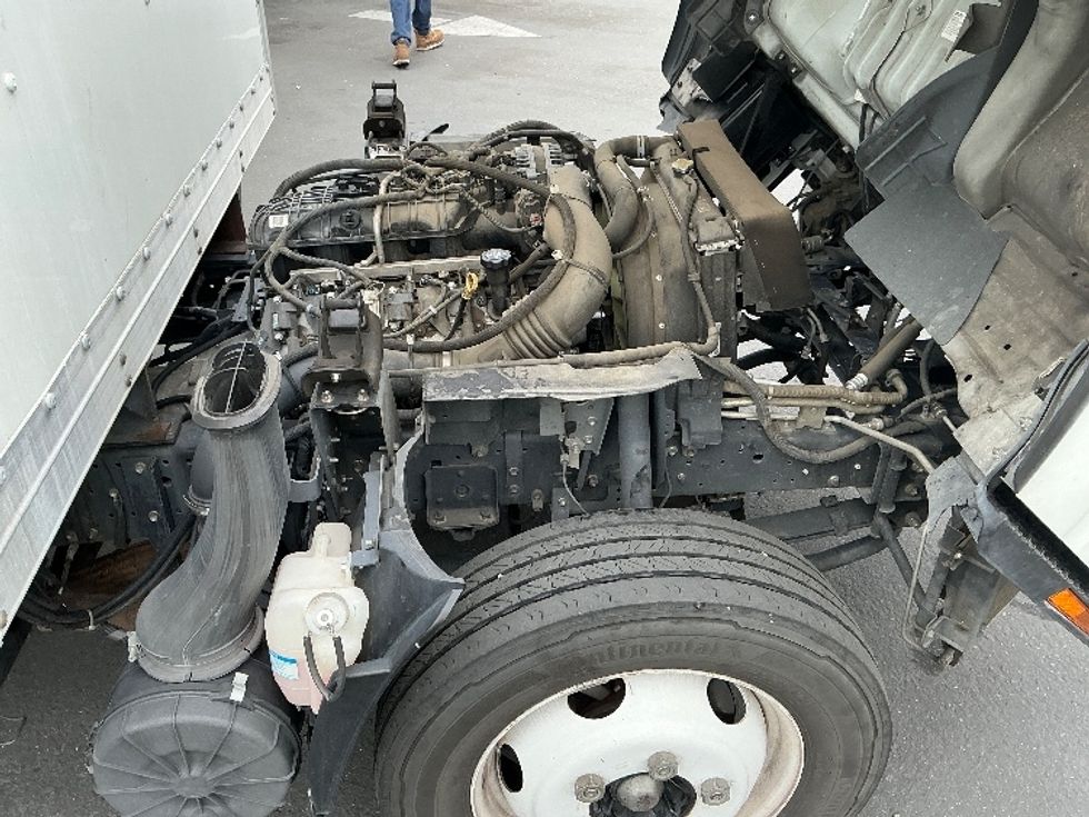 Light Duty Box Truck-Light and Medium Duty Trucks-Isuzu-2020-NPR EFI-West Sacramento-CA-82,393\n\t\tmiles-$ 41,750 - Image 23