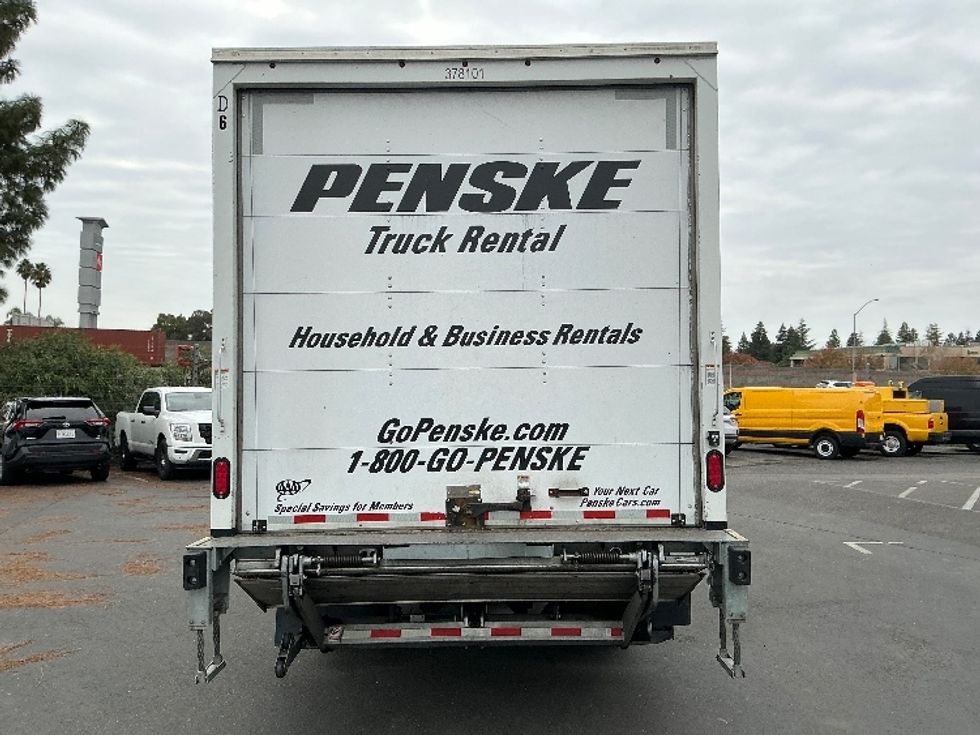 Light Duty Box Truck-Light and Medium Duty Trucks-Isuzu-2020-NPR EFI-West Sacramento-CA-82,393\n\t\tmiles-$ 41,750 - Image 7