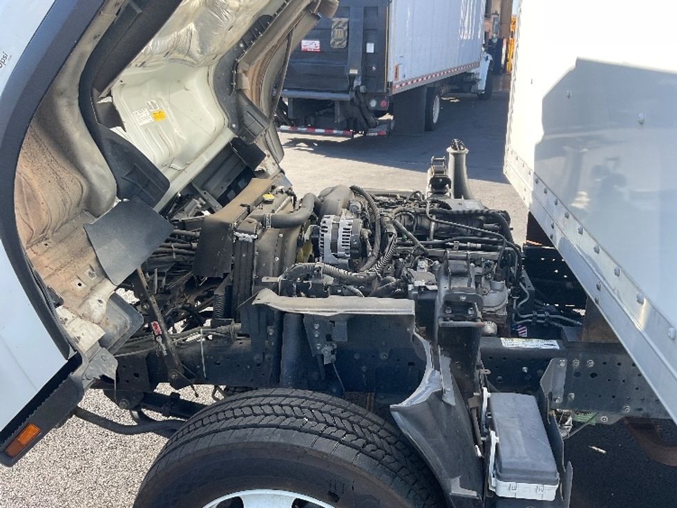 Light Duty Box Truck-Light and Medium Duty Trucks-Isuzu-2020-NPR EFI-West Sacramento-CA-85,474\n\t\tmiles-$ 42,750 - Image 24