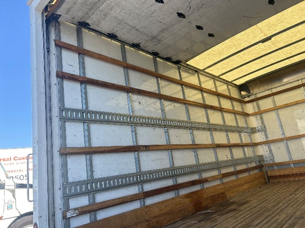 Light Duty Box Truck-Light and Medium Duty Trucks-Isuzu-2020-NPR EFI-West Sacramento-CA-86,866\n\t\tmiles-$ 42,750 - Image 11