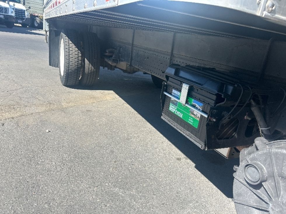 Light Duty Box Truck-Light and Medium Duty Trucks-Isuzu-2020-NPR EFI-West Sacramento-CA-86,866\n\t\tmiles-$ 42,750 - Image 14