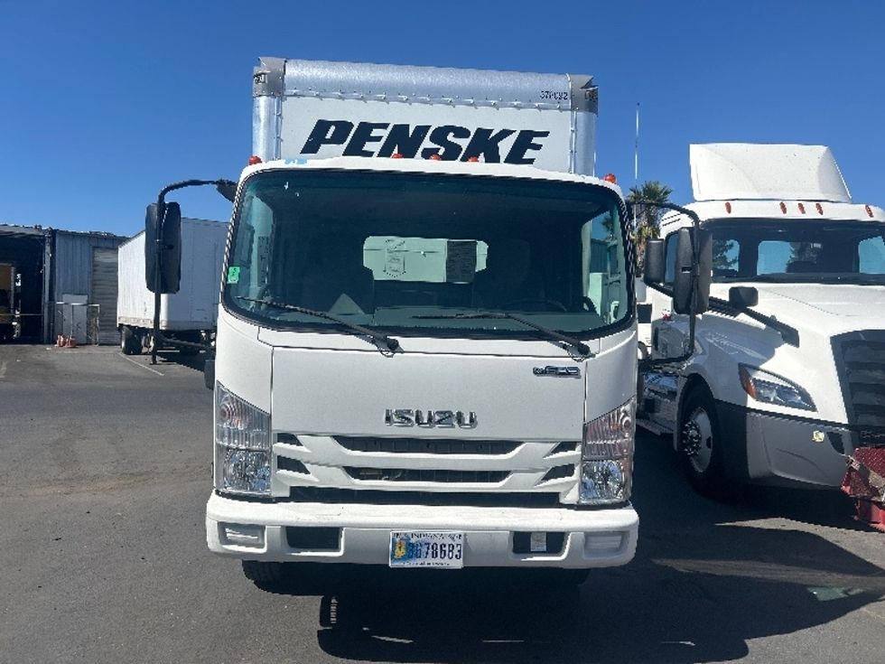 Light Duty Box Truck-Light and Medium Duty Trucks-Isuzu-2020-NPR EFI-West Sacramento-CA-86,866\n\t\tmiles-$ 42,750 - Image 2